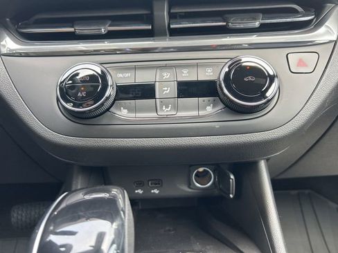 New 2026 Buick Envista Sport Touring w/ Convenience I Package FWD image 24