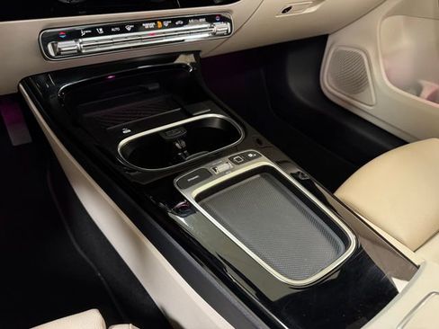 Used 2025 Mercedes-Benz CLA 250 image 16