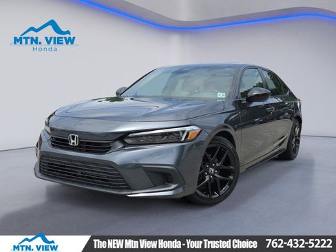 Used 2023 Honda Civic Sport image 1