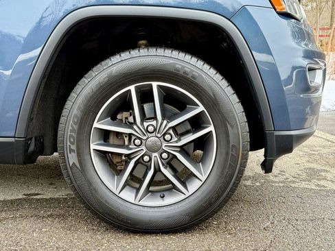 Used 2019 Jeep Grand Cherokee Limited image 11