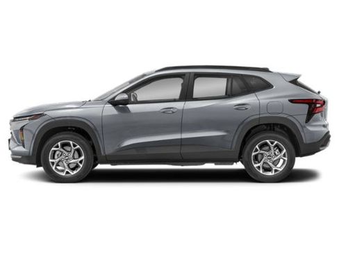 Used 2026 Chevrolet Trax RS w/ Sunroof Package FWD image 3