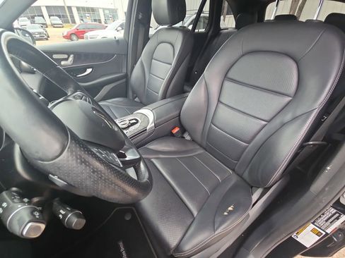 Used 2018 Mercedes-Benz GLC 300 4MATIC image 15