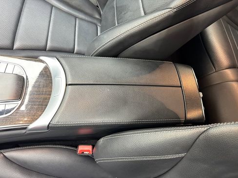 Used 2022 Mercedes-Benz GLC 300 4MATIC image 64