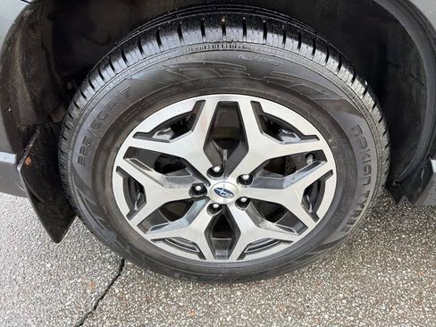 Certified 2023 Subaru Forester Premium image 18