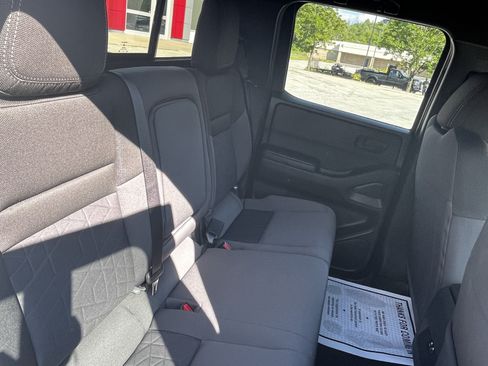 New 2026 Nissan Frontier SV w/ Tow Package AWD/4WD image 15