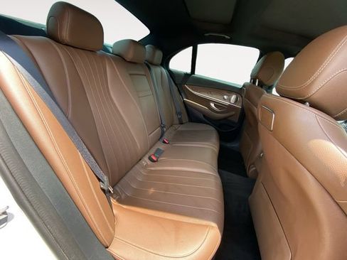 Used 2018 Mercedes-Benz E 300 image 14