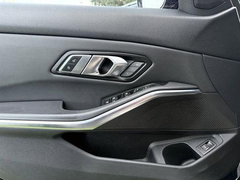 Used 2019 BMW 330i Sedan w/ Convenience Package image 29