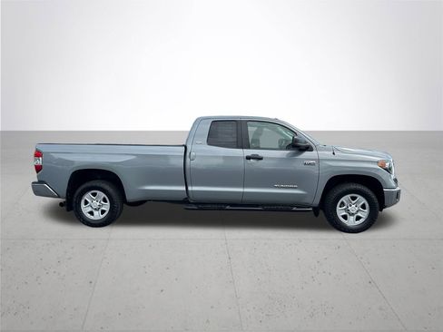 Used 2018 Toyota Tundra SR5 w/ SR5 Upgrade Package AWD/4WD image 6