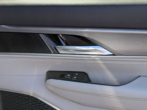 New 2026 Jeep Grand Wagoneer L Limited AWD/4WD image 29