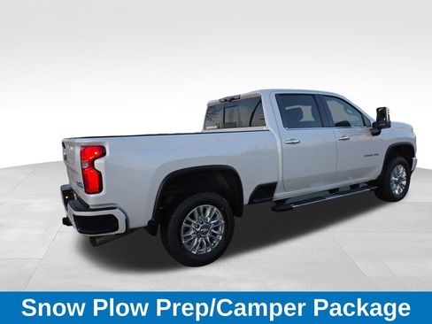 Used 2022 Chevrolet Silverado 3500 High Country w/ Z71 Off-Road Package image 6