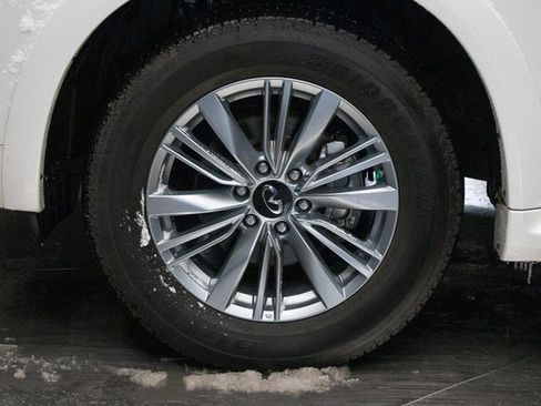 Used 2024 INFINITI QX80 Luxe w/ Cargo Package image 8