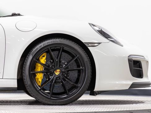 Used 2019 Porsche 911 Carrera GTS RWD image 20