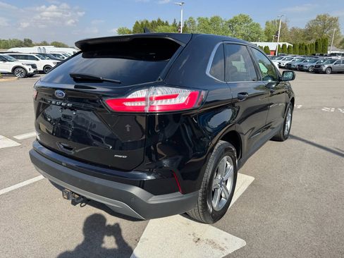 Certified 2022 Ford Edge SEL w/ Convenience Package AWD/4WD image 10