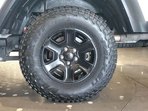 Used 2021 Jeep Gladiator Mojave w/ Trailer Tow Package image 6