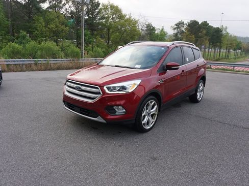 Used 2019 Ford Escape Titanium image 24