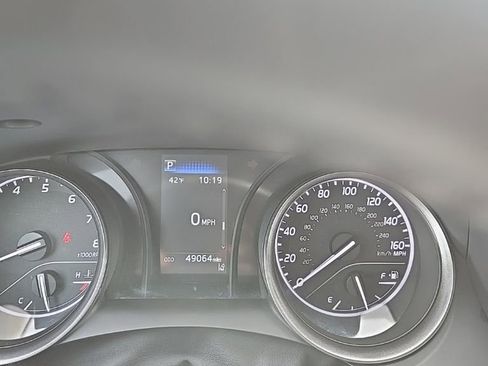 Used 2024 Toyota Camry SE image 10