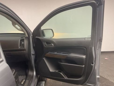 Used 2020 GMC Canyon Denali image 24