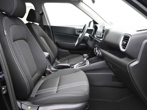 New 2026 Hyundai Venue SEL image 11