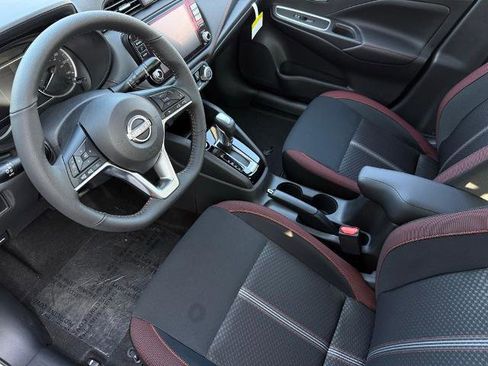 New 2025 Nissan Versa SR w/ Trunk Package image 16