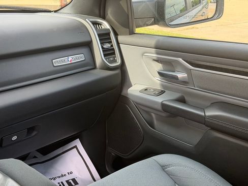 Used 2022 RAM 1500 Lone Star AWD/4WD image 26