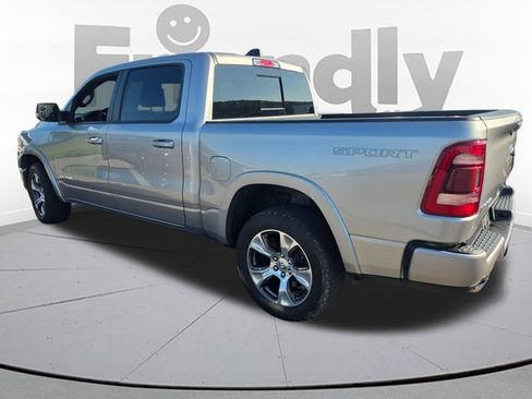 Used 2022 RAM 1500 Laramie AWD/4WD image 7