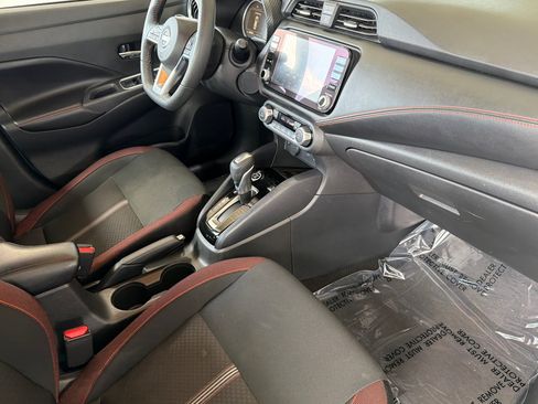 Used 2024 Nissan Versa SR FWD image 14