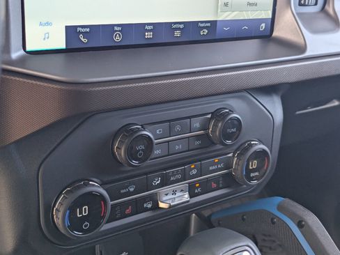 Certified 2023 Ford Bronco Outer Banks w/ Sasquatch Package image 23