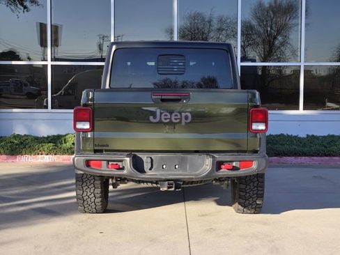 Certified 2023 Jeep Gladiator Rubicon w/ Cold Weather Group image 6