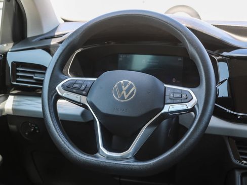 Used 2022 Volkswagen Taos S image 15