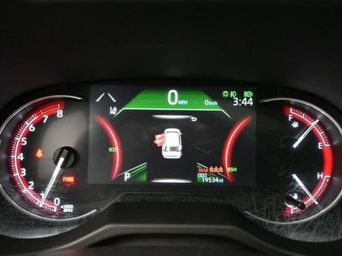 Used 2025 Toyota RAV4 XLE Premium w/ Weather Package FWD image 9