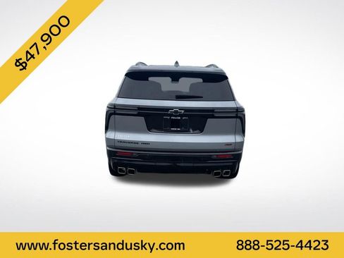 Used 2024 Chevrolet Traverse RS image 4