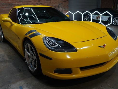 Used 2009 Chevrolet Corvette Coupe w/ Preferred Equipment Group image 23