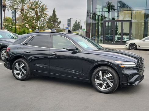 Certified 2026 Genesis GV70 3.5T Sport Advanced AWD/4WD image 26