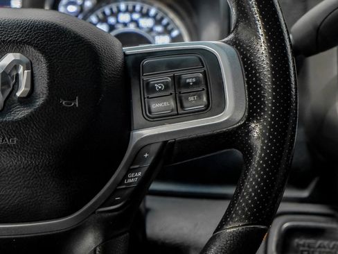 Used 2022 RAM 2500 Big Horn AWD/4WD image 17