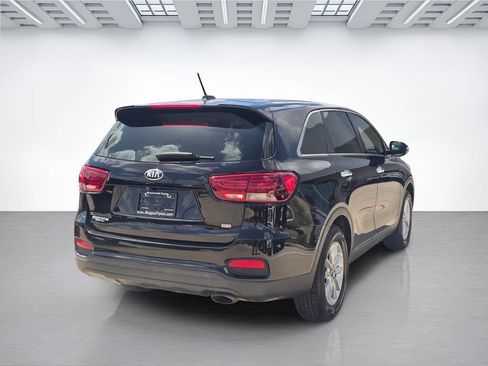 Used 2019 Kia Sorento L FWD image 3