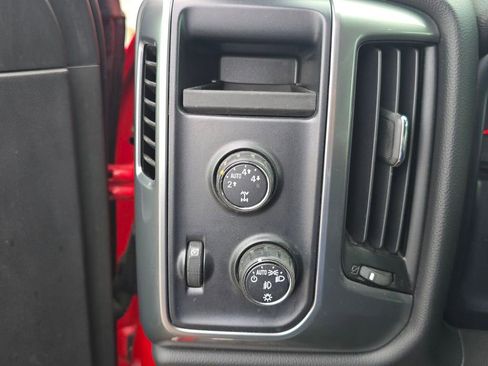 Used 2015 Chevrolet Silverado 1500 LT w/ LT Convenience Package image 25