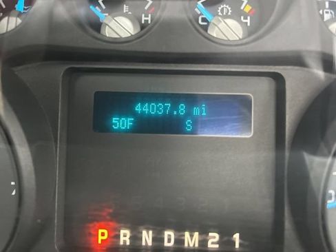 Used 2016 Ford F250 XL w/ Power Equipment Group AWD/4WD image 14