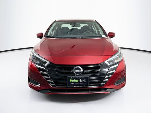 Used 2025 Nissan Versa SV w/ Trunk Package FWD image 2