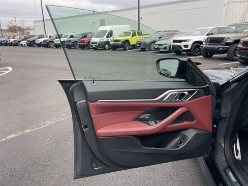 Used 2025 BMW 440i xDrive w/ Parking Assistance Package image 39