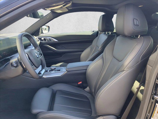Used 2025 BMW 430i Coupe w/ Convenience Package RWD image 17