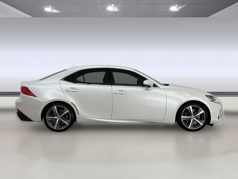 Used 2017 Lexus IS 200t w/ Navigation System Package RWD image 8