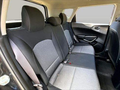Used 2021 Kia Soul S FWD image 19