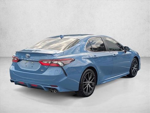 Used 2024 Toyota Camry SE w/ Convenience Package image 5