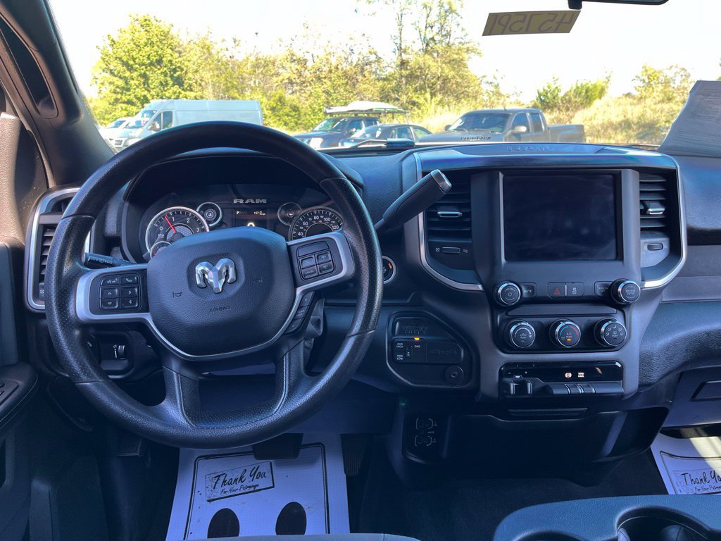 Used 2022 RAM 3500 Big Horn AWD/4WD image 16