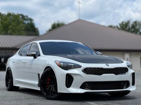 Used 2021 Kia Stinger GT RWD image 3