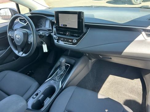 Used 2023 Toyota Corolla LE FWD image 30