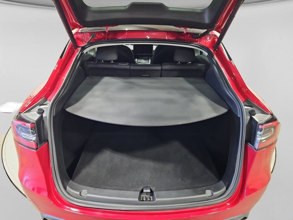Used 2023 Tesla Model Y Long Range AWD/4WD image 24
