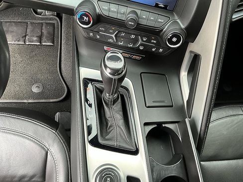 Used 2019 Chevrolet Corvette Z06 RWD image 19