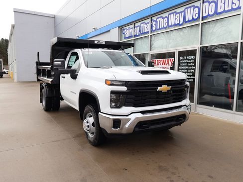 New 2026 Chevrolet Silverado 3500 W/T w/ WT Convenience Package AWD/4WD image 2