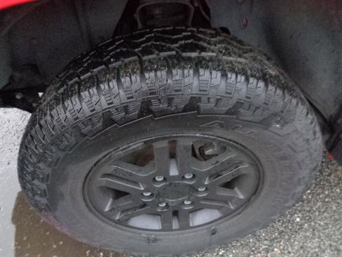 Used 2012 Chevrolet Colorado W/T image 3